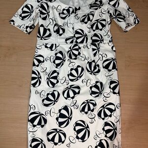 Carolina Herrera Black and White Graphic Parasol Sheath Dress size 10